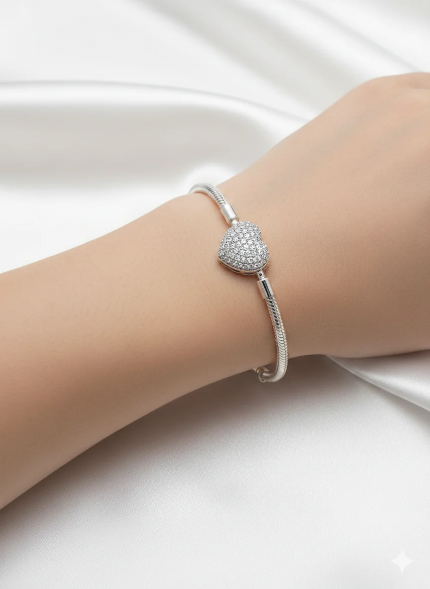 Sparkling Heart & Snake Chain Charm Bracelet - Image 4